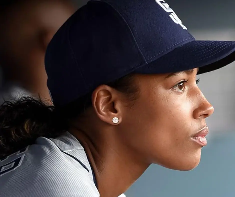 smilebelle-volleyball-earrings-image-4